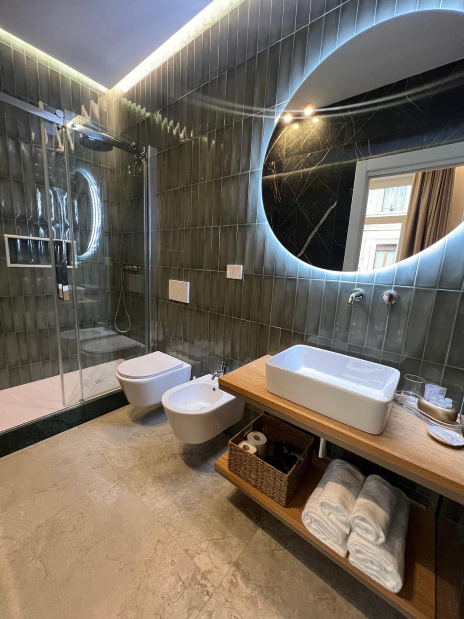 Elegant Rooms Специя Экстерьер фото