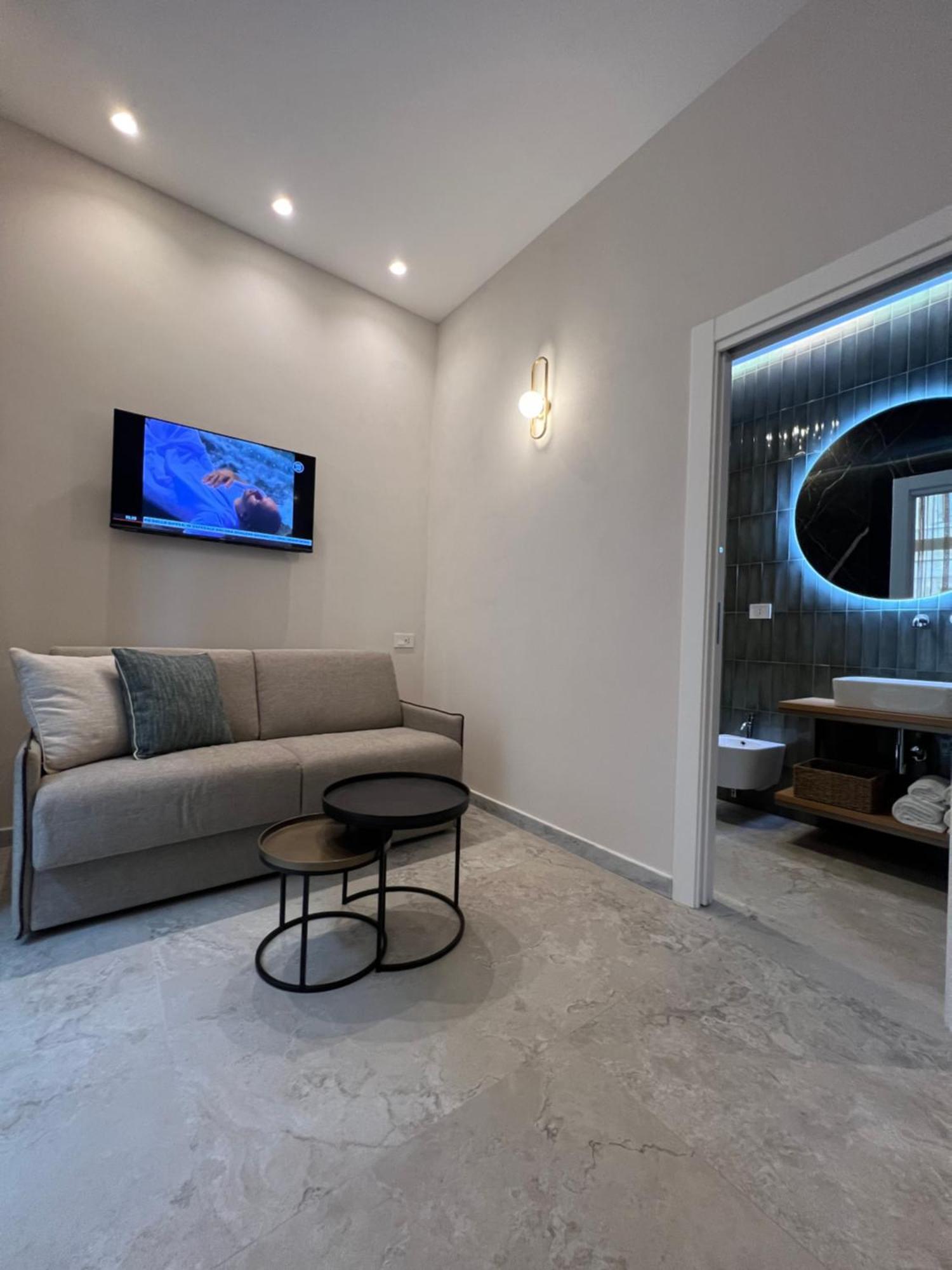 Elegant Rooms Специя Экстерьер фото